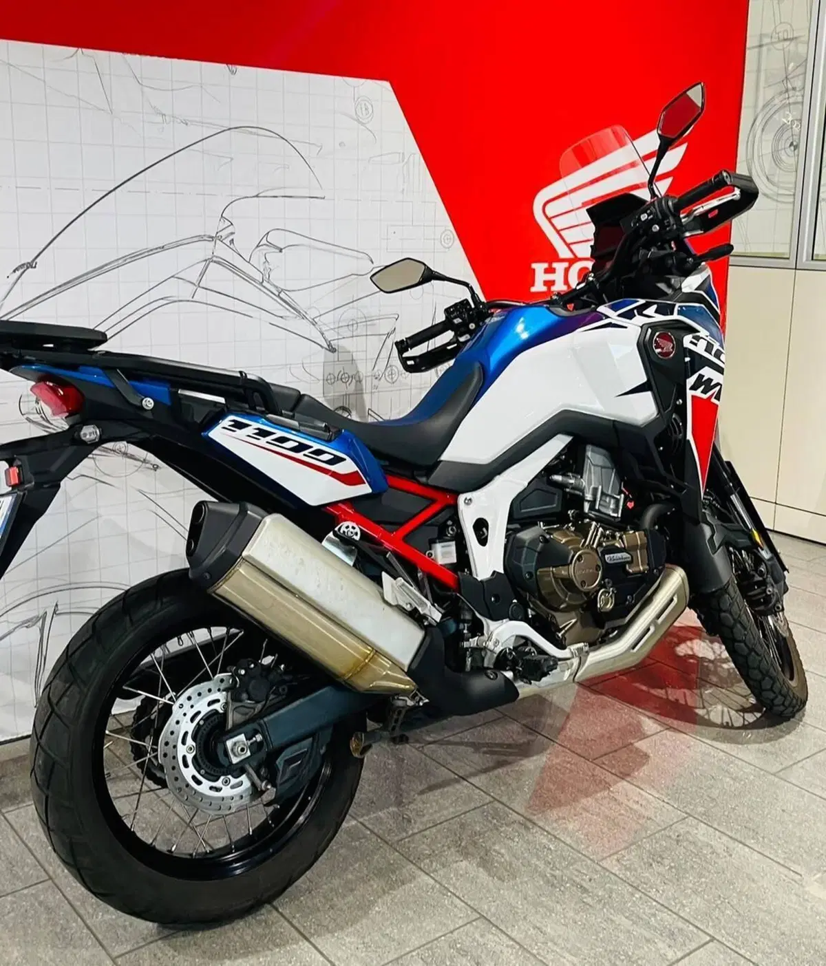 Honda Africa Twin CRF 1100L DCT (2022 - 23) (5)