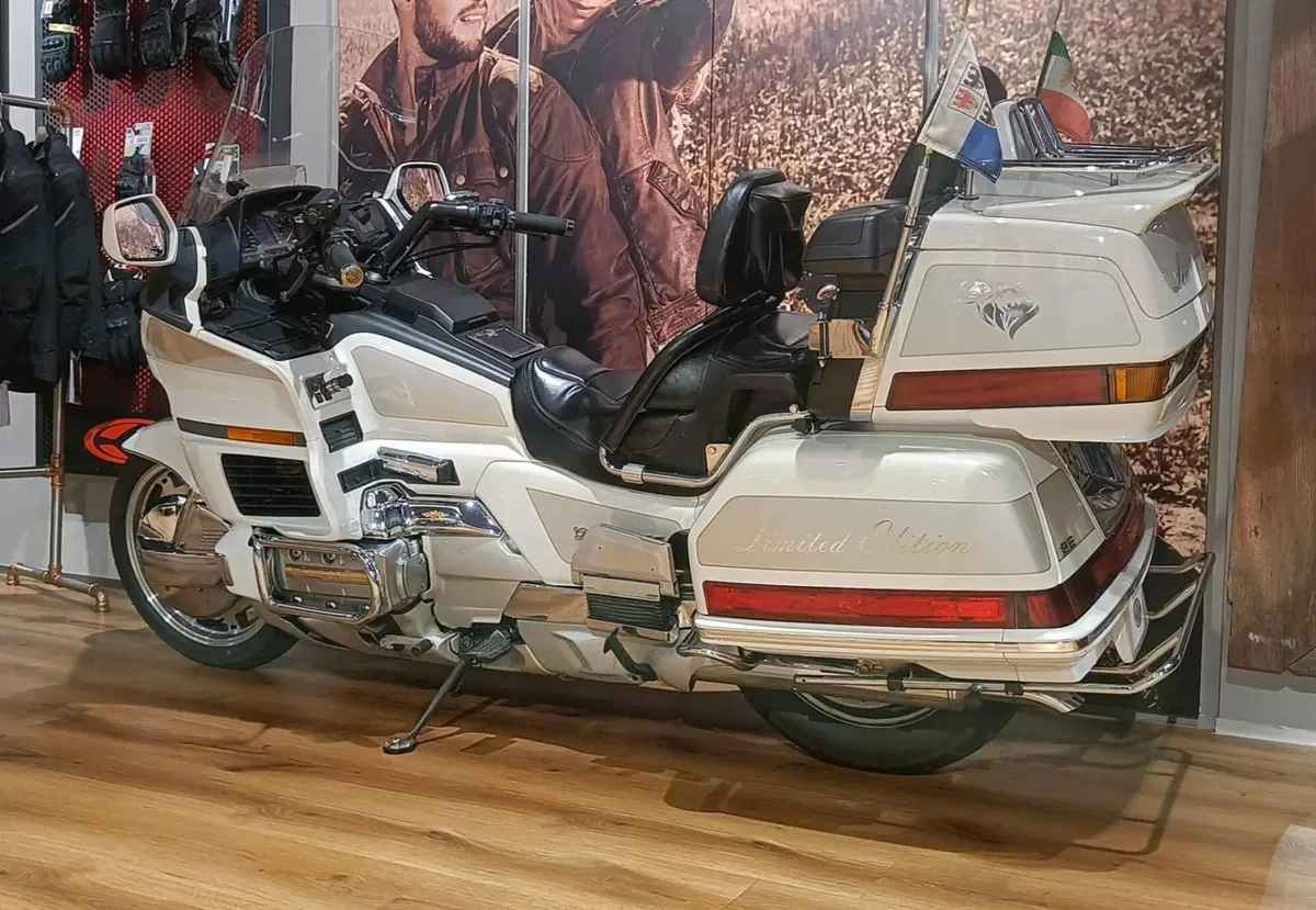 Honda GL 1500 SE Gold Wing (1991 - 02) (4)