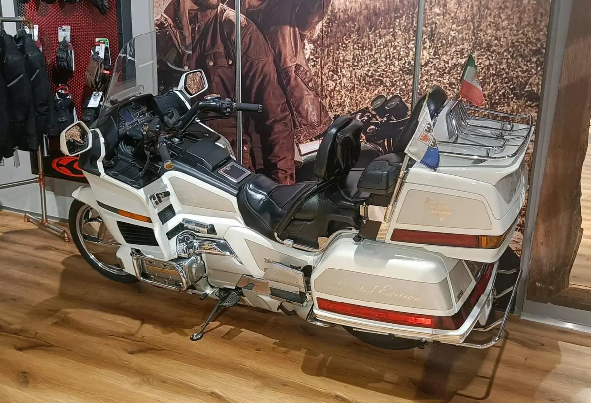 Honda GL 1500 SE Gold Wing (1991 - 02) (5)