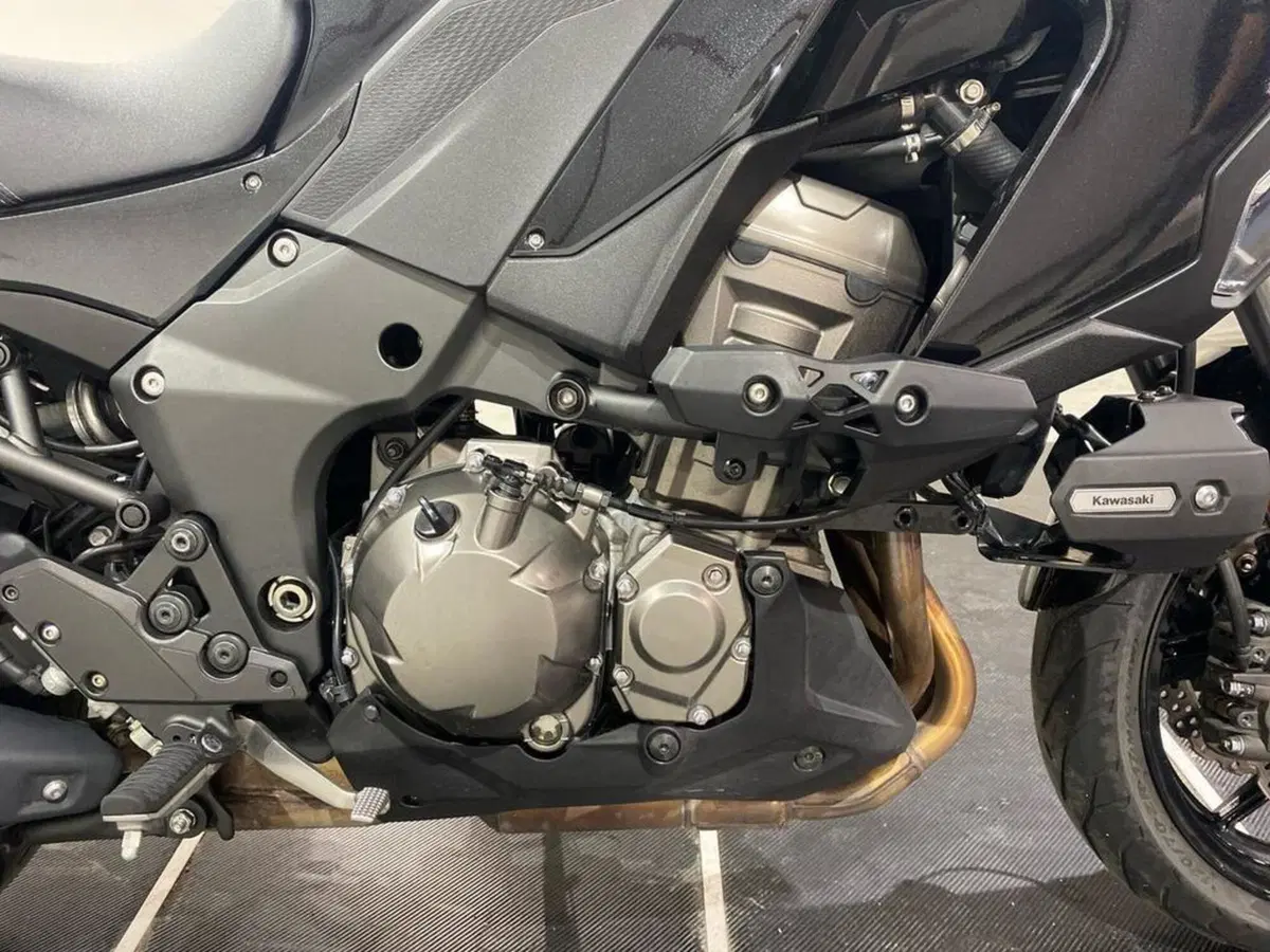 Kawasaki Versys 1000 Grand Tourer SE (2019 - 20) (12)