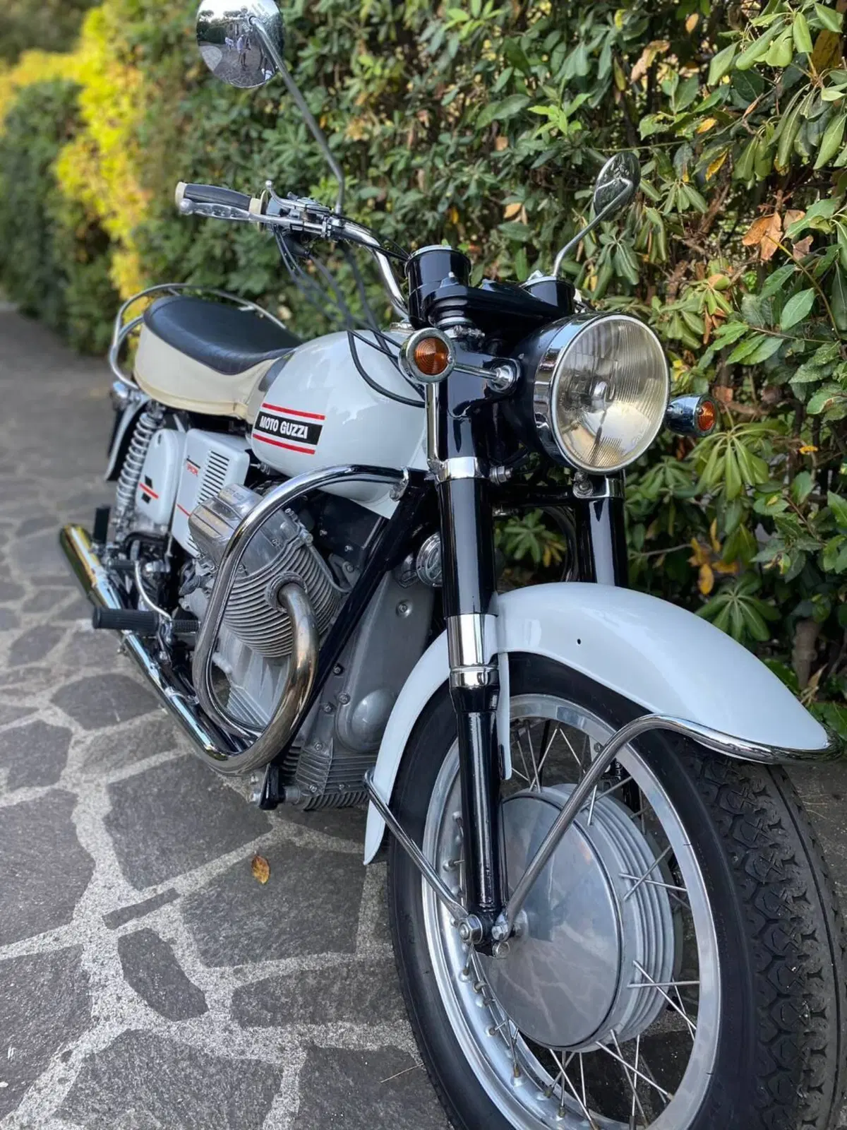 Moto Guzzi V7 special  (5)