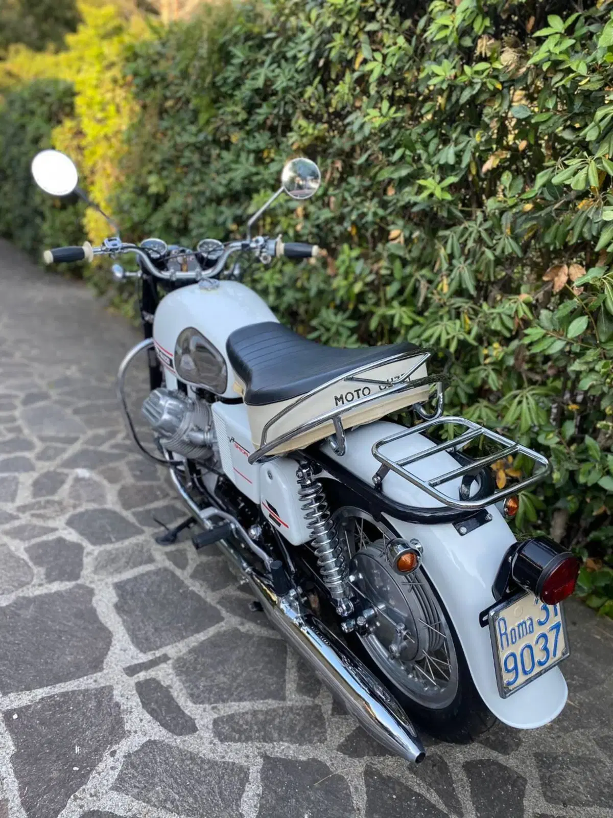 Moto Guzzi V7 special  (19)