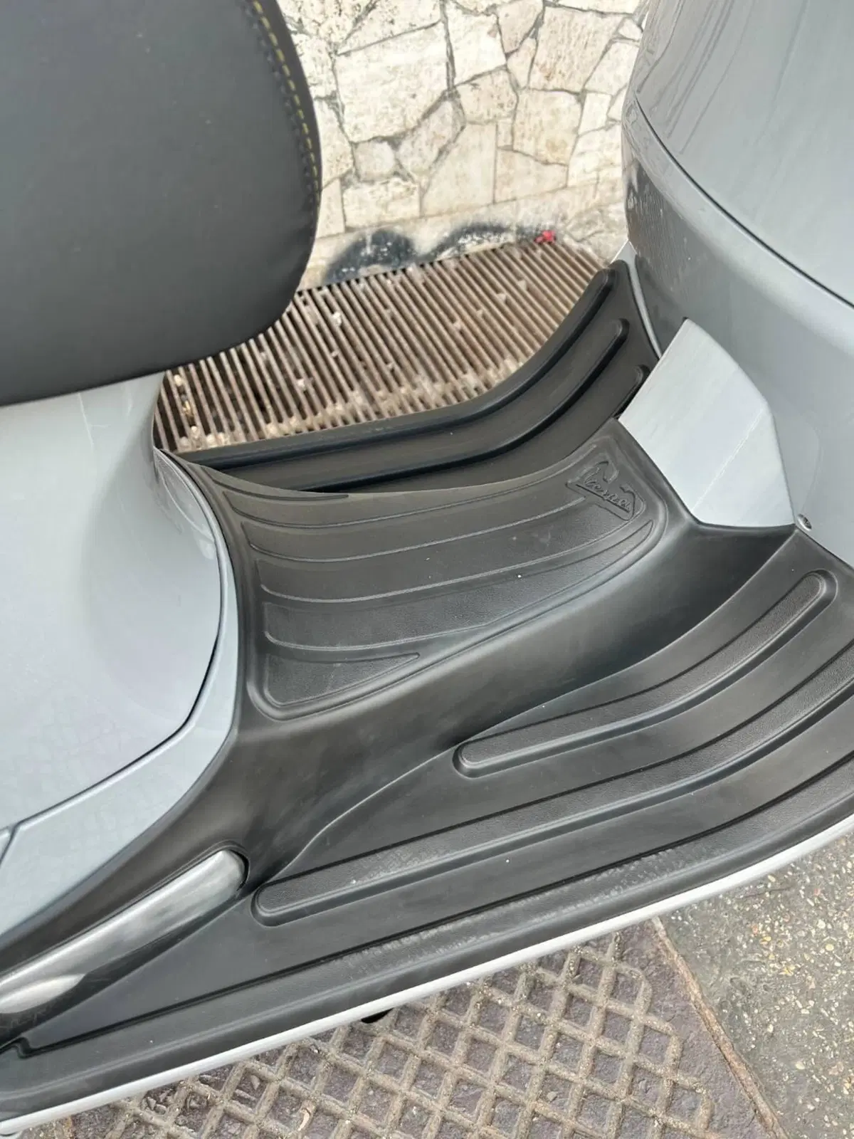 Vespa GTS 300 Hpe Super Tech (2019) (4)