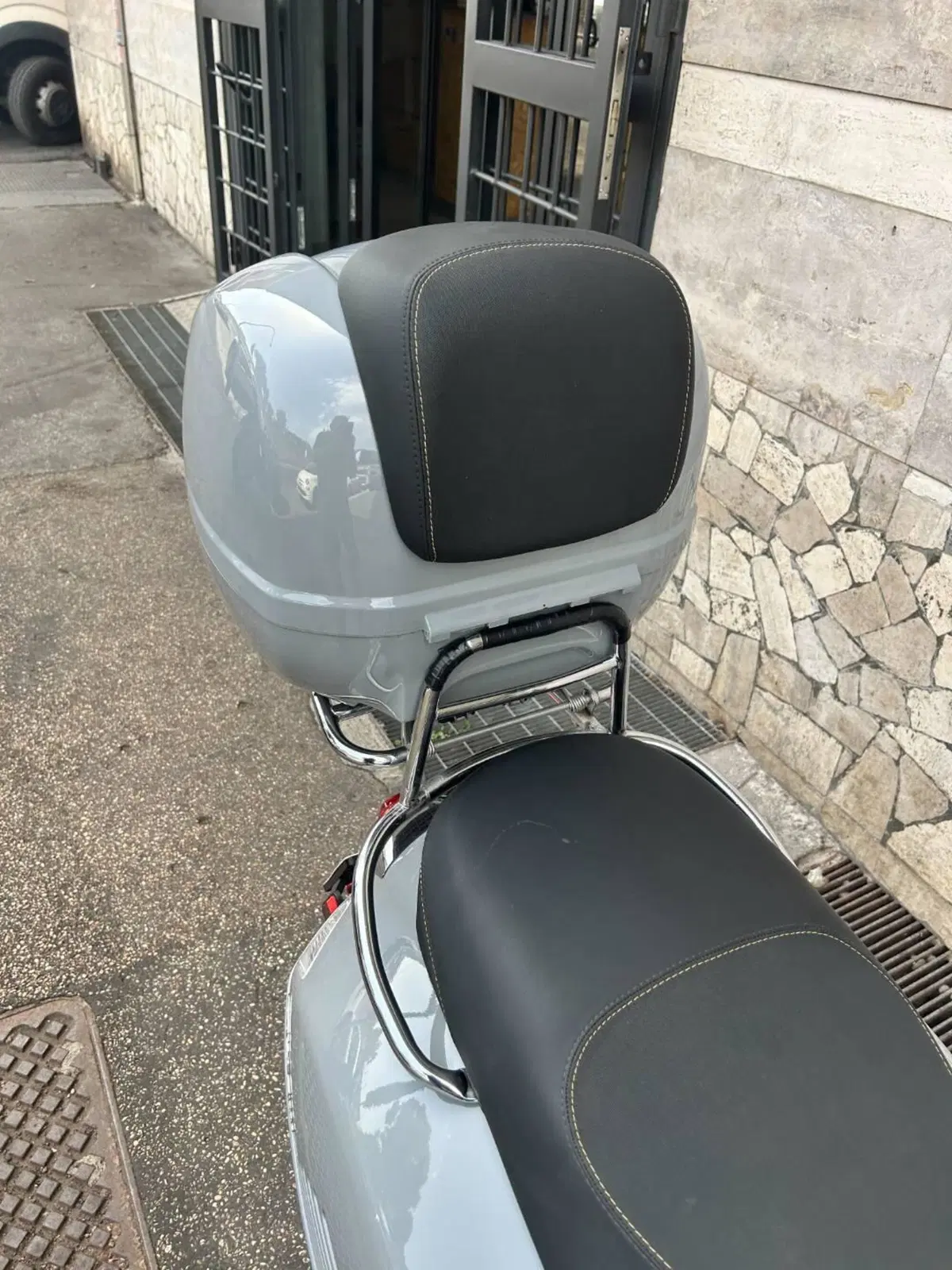 Vespa GTS 300 Hpe Super Tech (2019) (6)