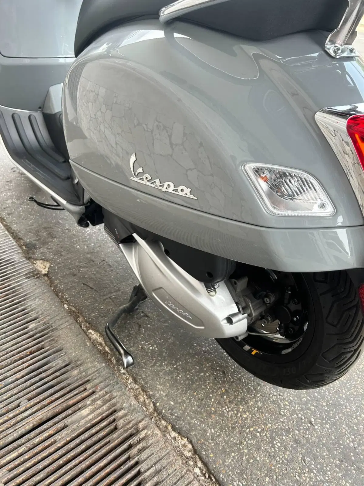 Vespa GTS 300 Hpe Super Tech (2019) (9)