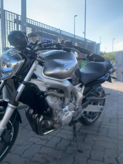 Yamaha FZ6 (2004 - 07) usata
