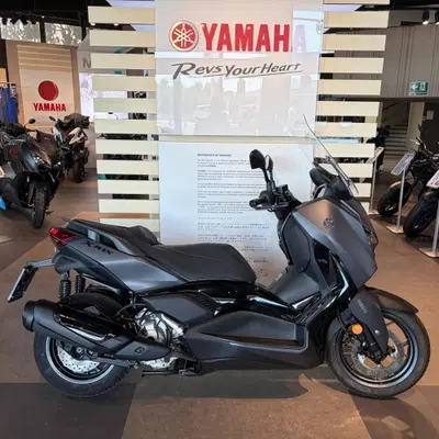 Yamaha X-Max 300 Tech Max (2025 - 26) usata