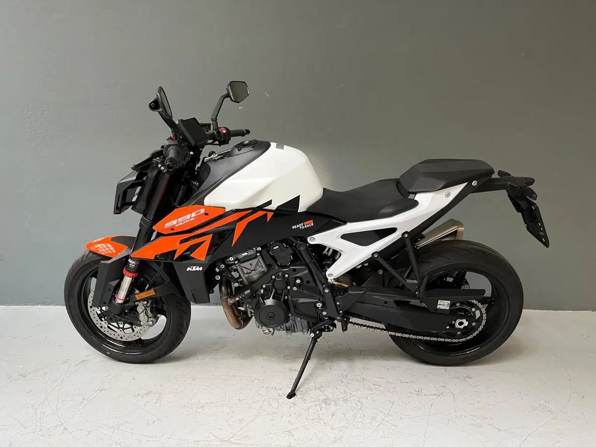 KTM 990 Duke (2024 - 26) (2)