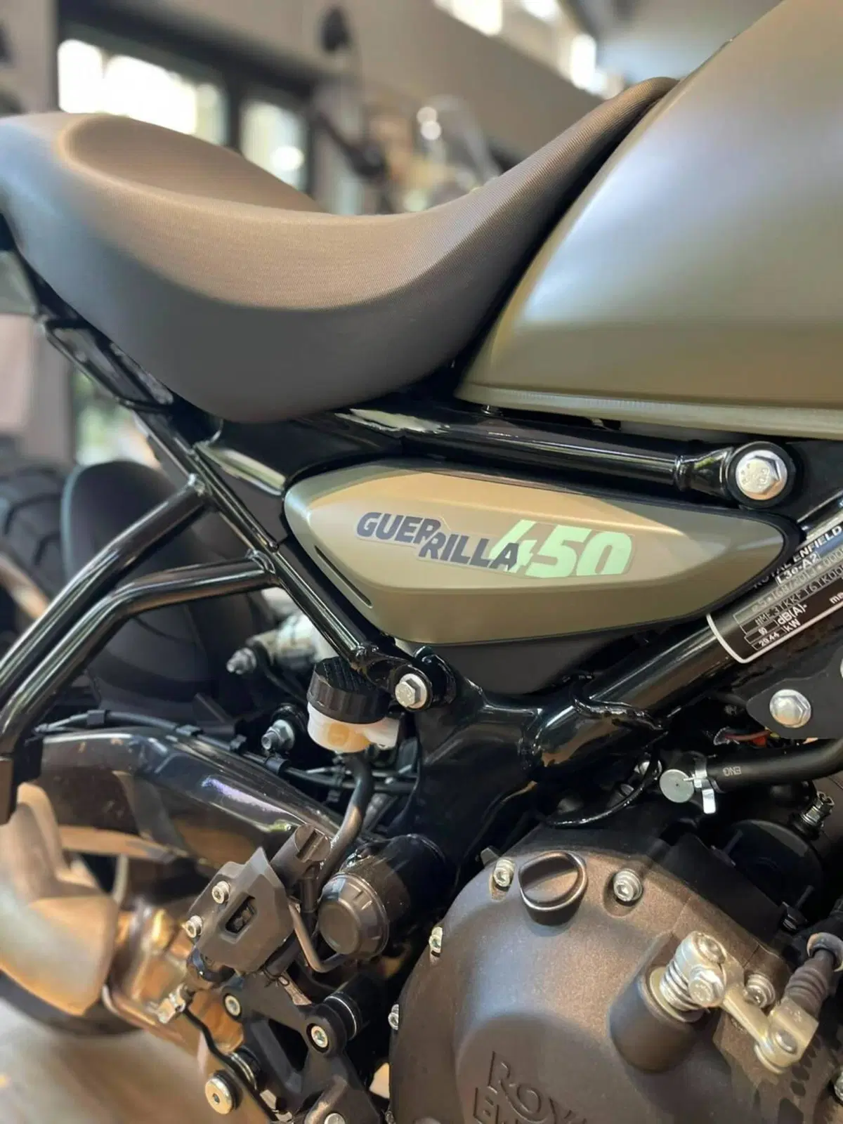 Royal Enfield Guerrilla 450 (2024 - 26) (5)