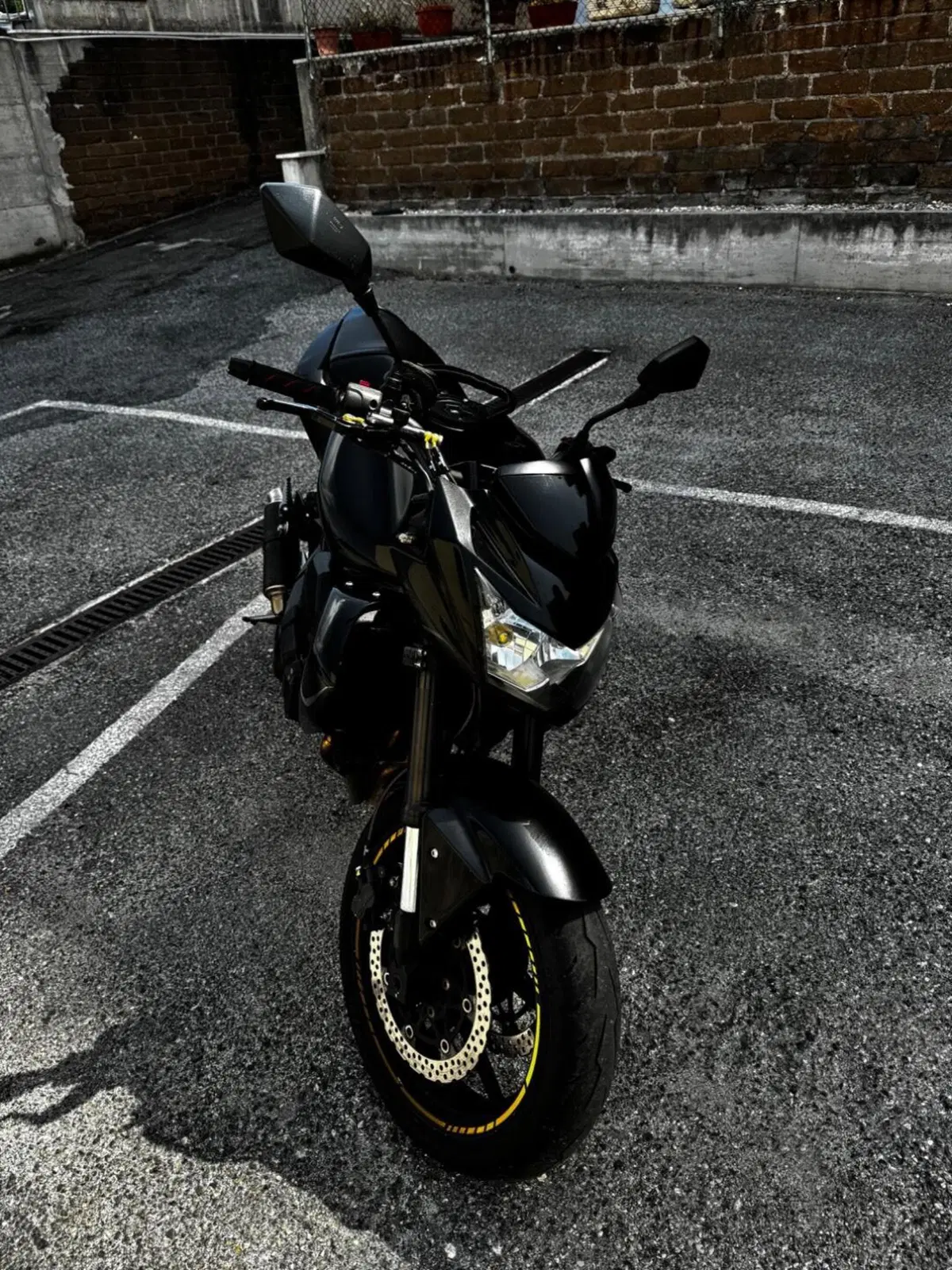 Kawasaki Z 750 (2007 - 14) (6)