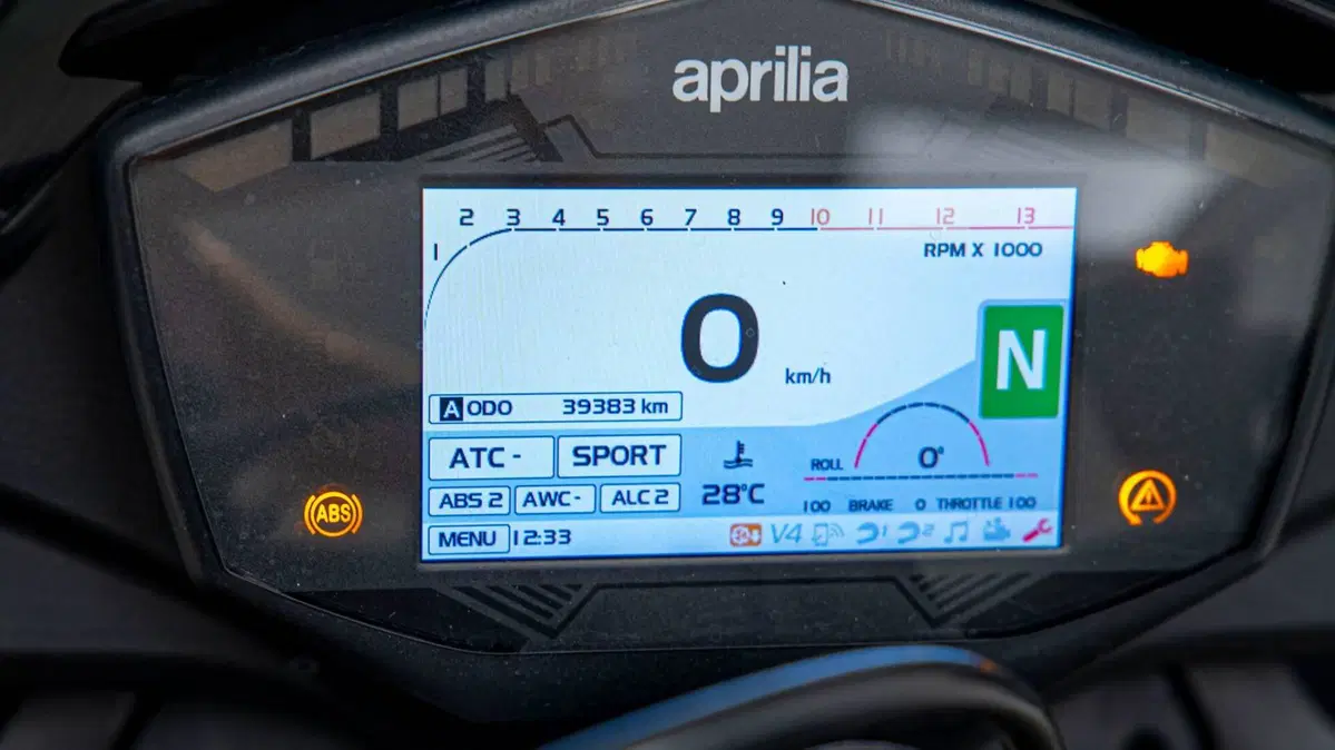 Aprilia Tuono V4 Factory (2017 - 18) (19)
