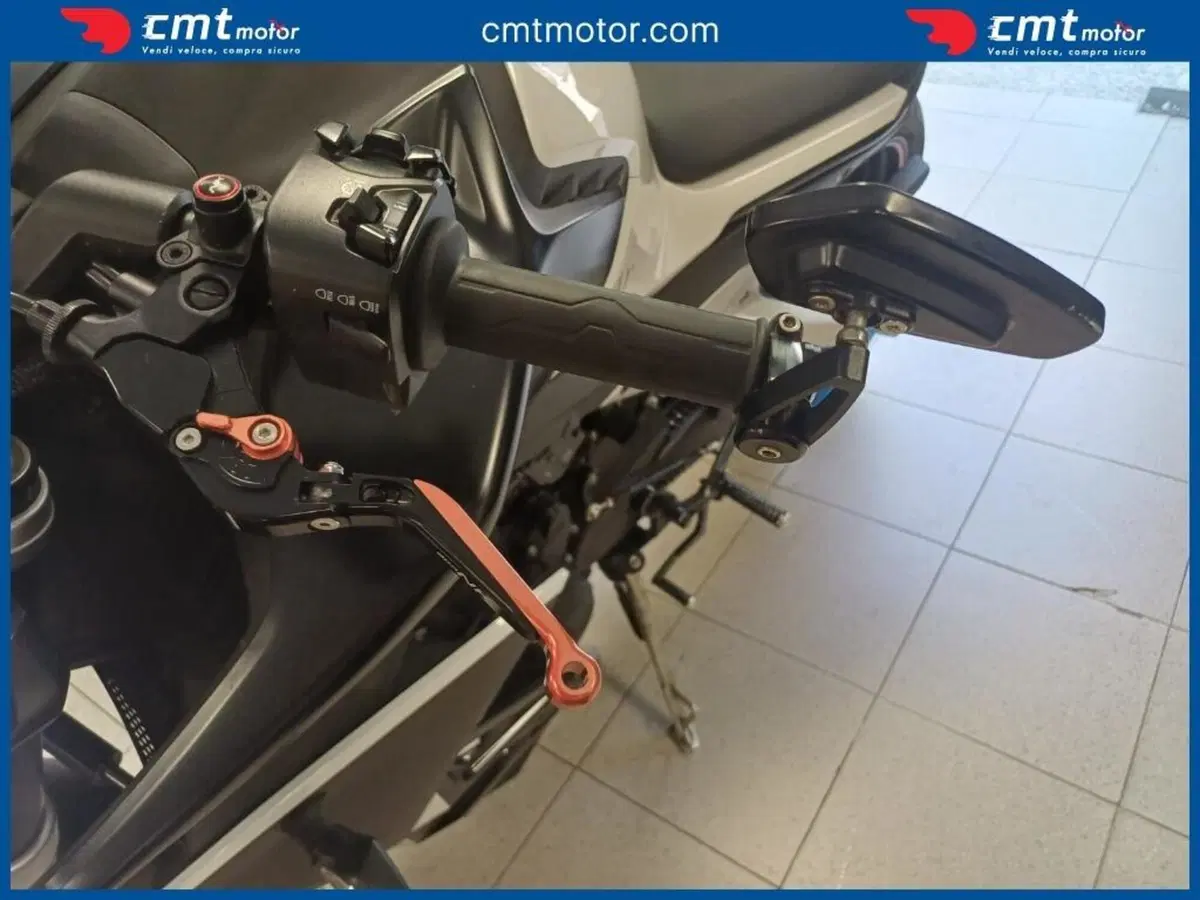 CFMOTO 800NK Advanced (2023 - 26) (8)