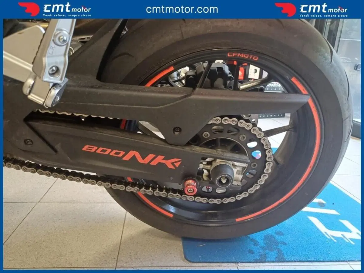 CFMOTO 800NK Advanced (2023 - 26) (9)