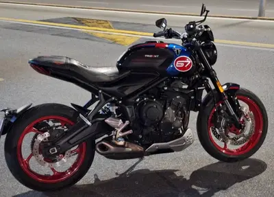 Triumph Trident 660 Triple Tribute Edition (2025 - 26) usata