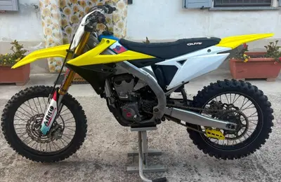 Suzuki RM 450 Z (2018) usata