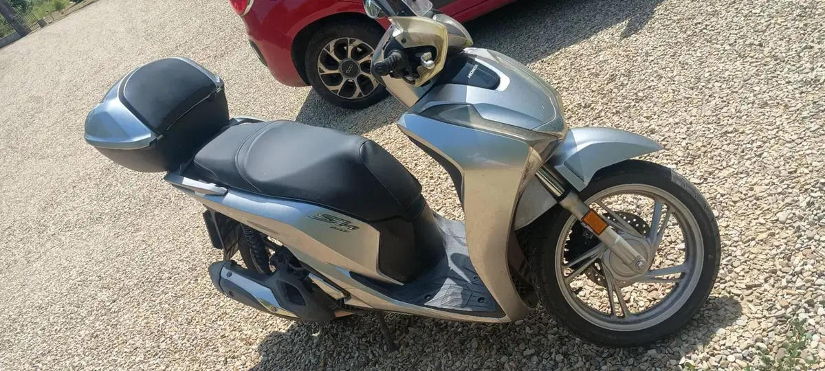 Honda SH 150i (2017 - 19) (3)