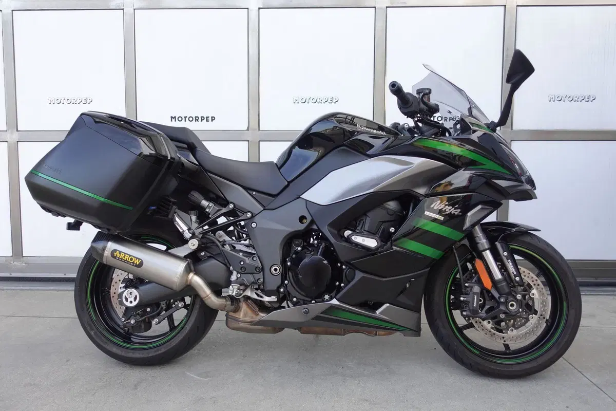 Kawasaki Ninja 1000 SX (2020) (2)