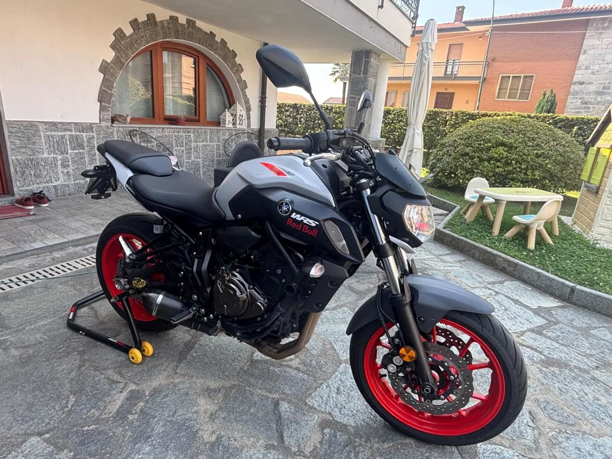 Yamaha MT-07 (2018 - 20) (2)