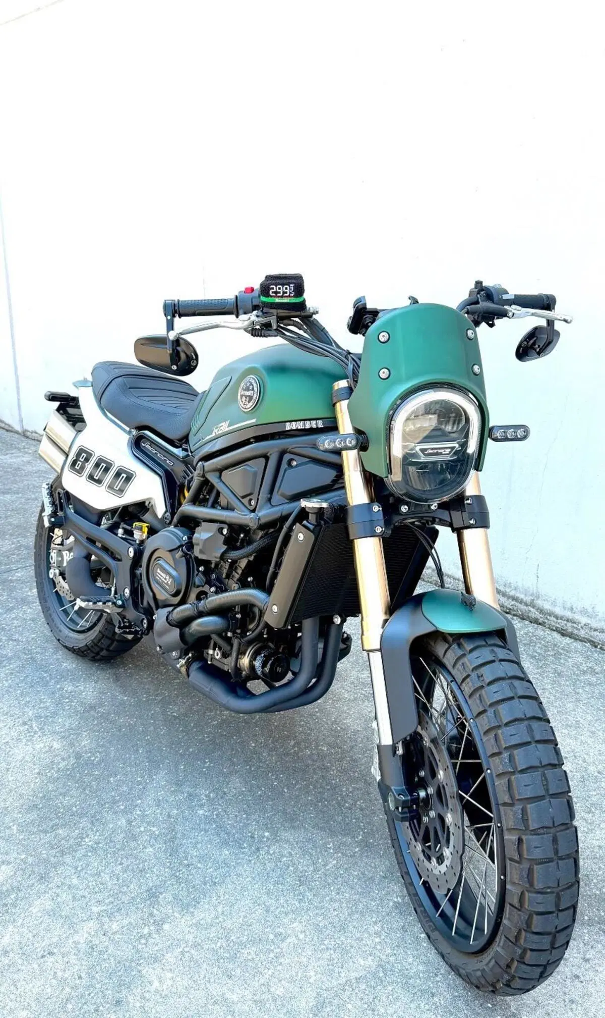 Benelli Leoncino 800 Trail (2022 - 26)