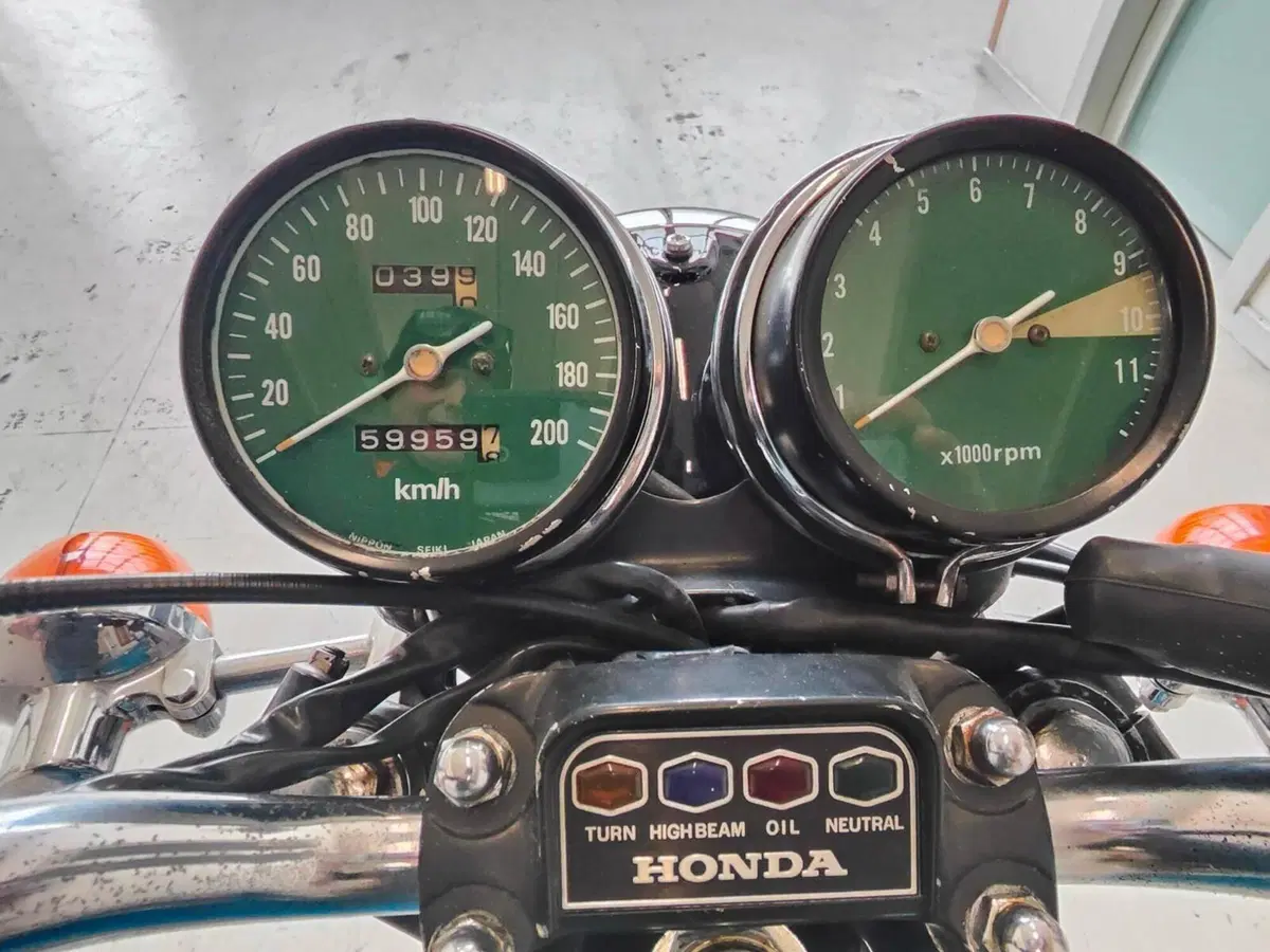 Honda CB 500 FOUR (7)