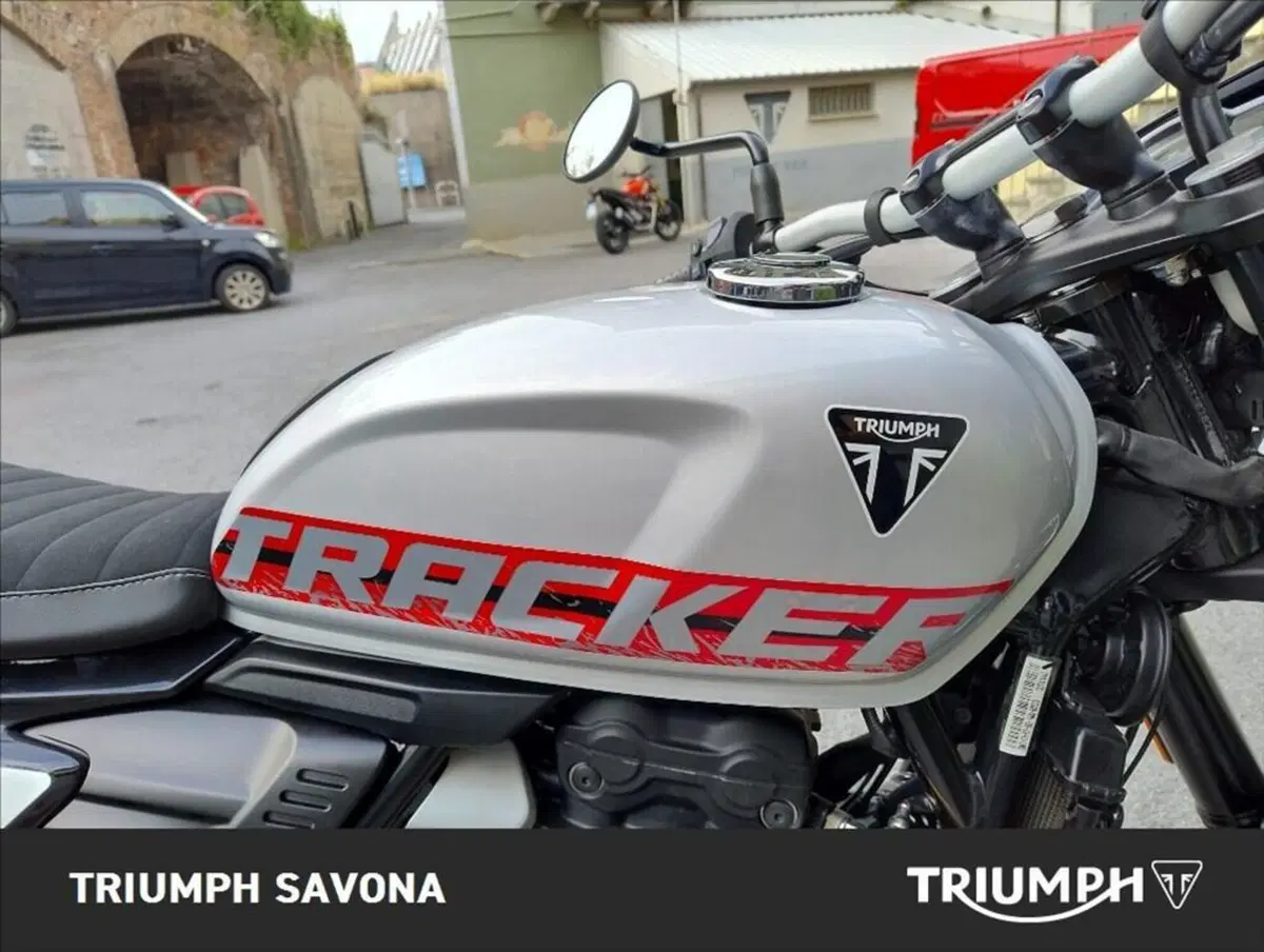 Triumph Tracker 400 (2026) (4)