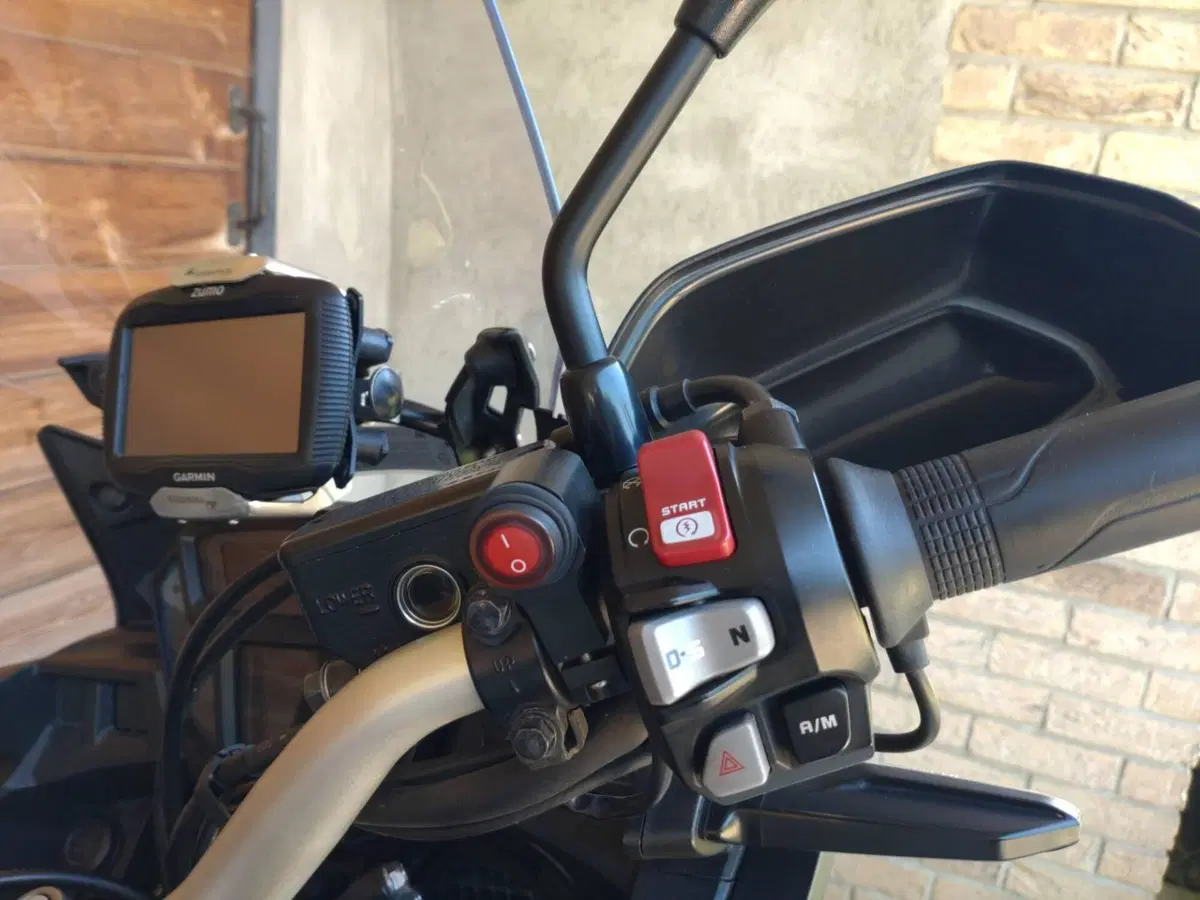 Honda Africa Twin CRF 1000L DCT ABS (2016 - 17) (6)