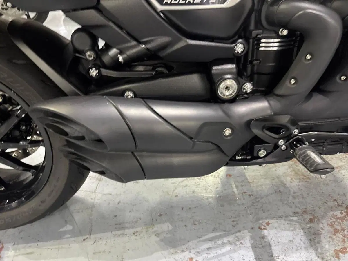 Triumph Rocket 3 R Evel Knievel Special Edition (2025) (10)