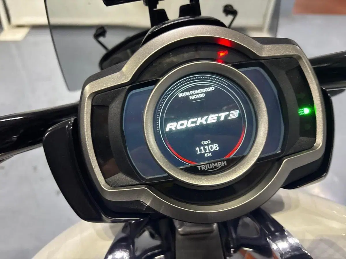 Triumph Rocket 3 R Evel Knievel Special Edition (2025) (8)