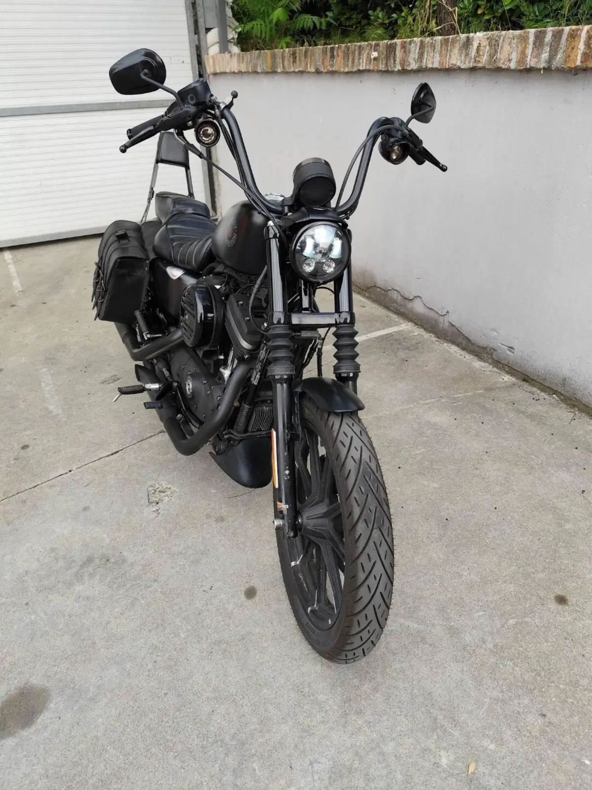 Harley-Davidson 883 Iron (2017 - 20) - XL 883N (3)