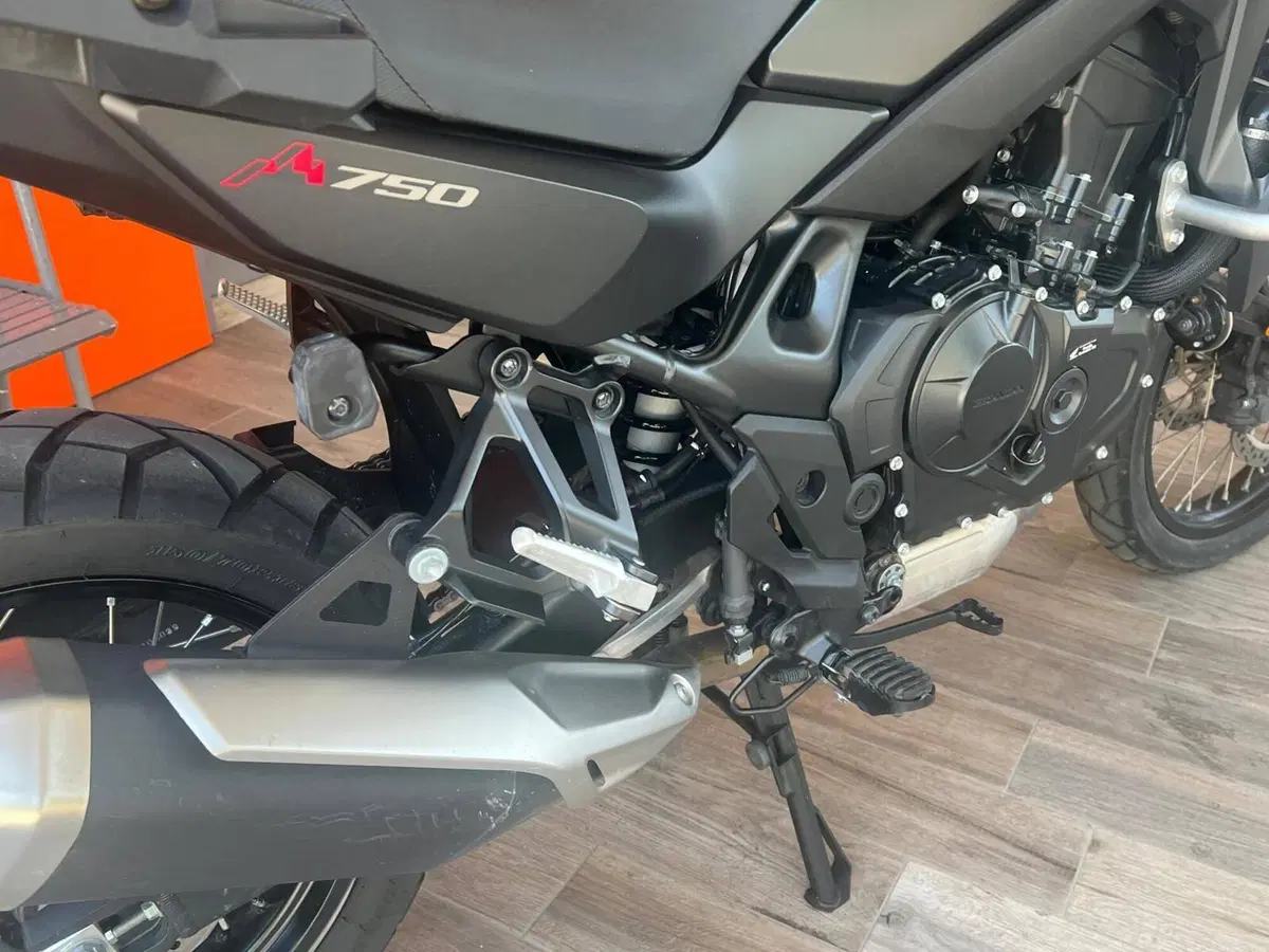 Honda Transalp XL750 (2023 - 24) (4)