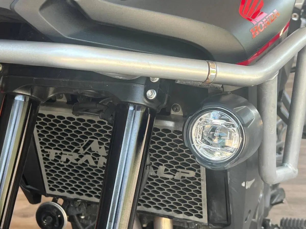 Honda Transalp XL750 (2023 - 24) (13)