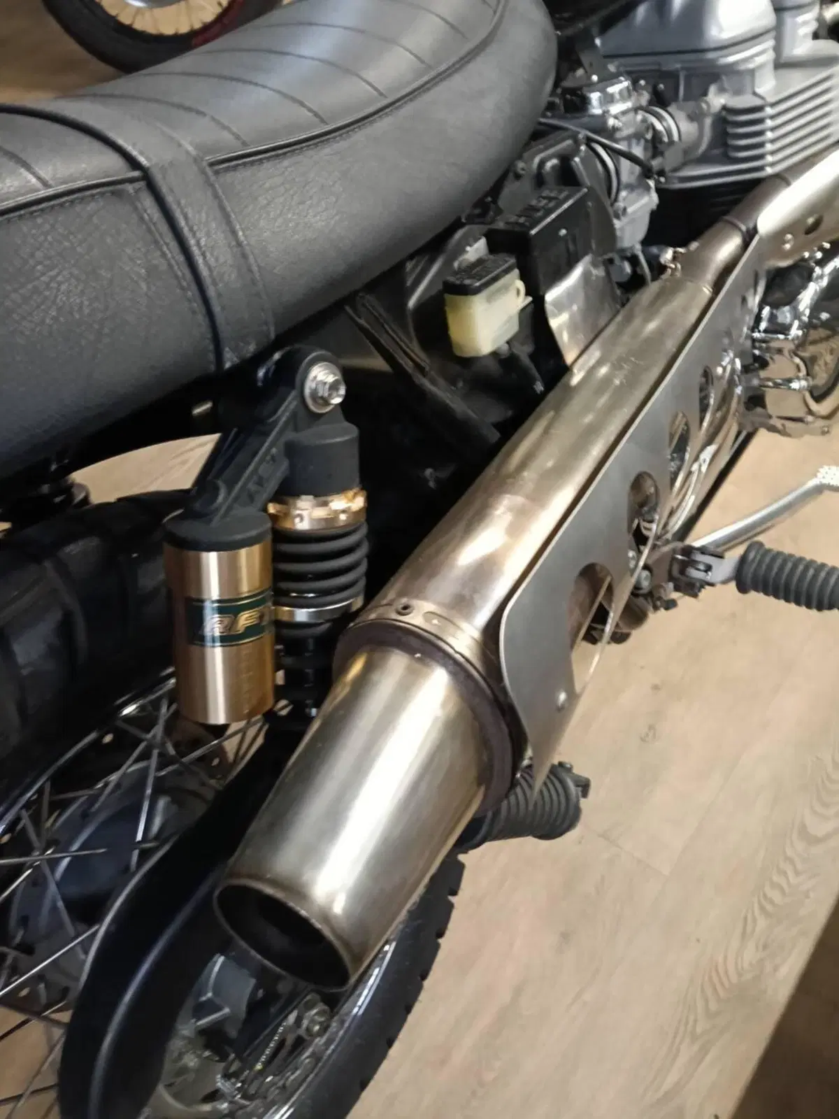 Triumph Bonneville T100 (2001 - 07) (3)