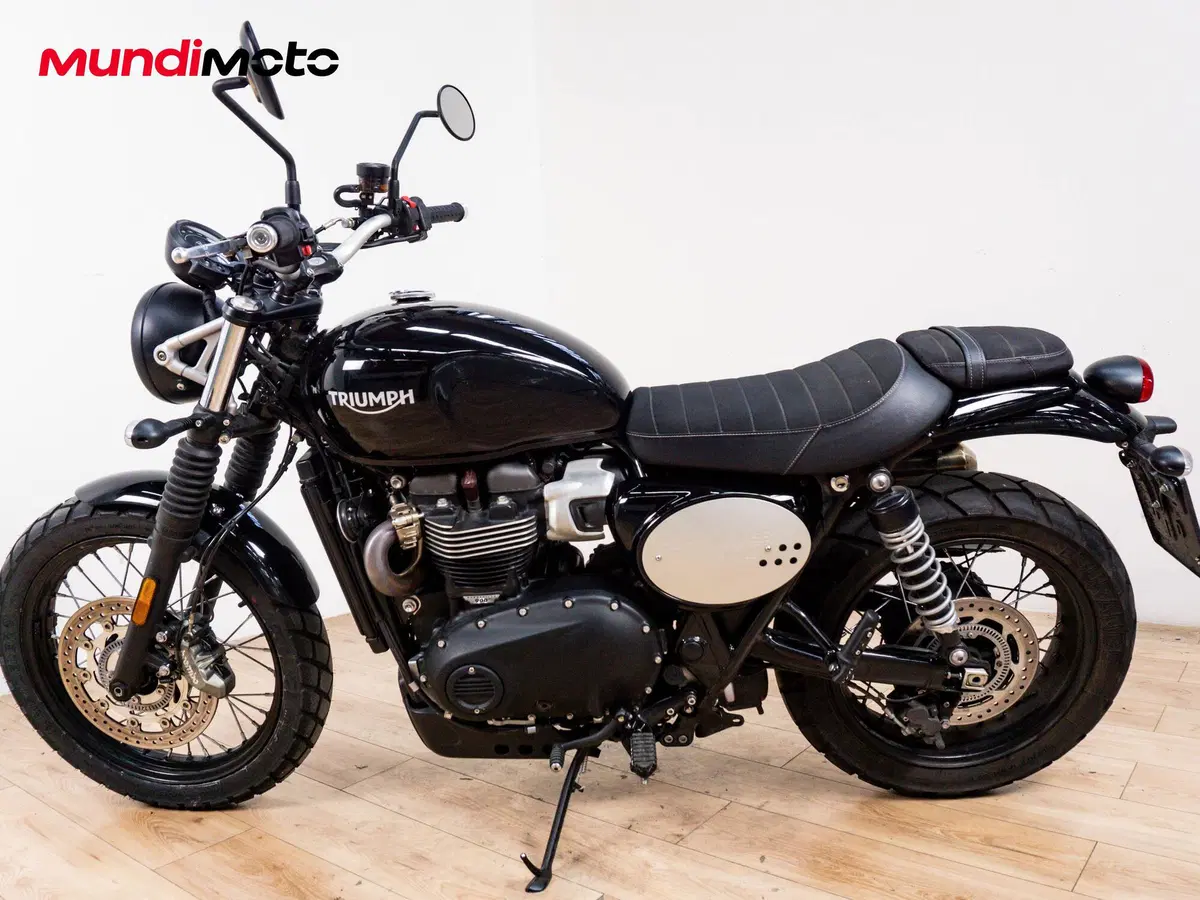 Triumph Scrambler 900 Chrome Edition (2023) (6)