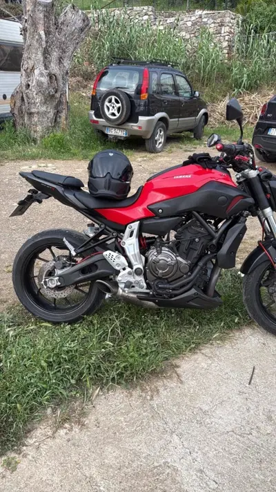 Yamaha MT-07 (2014 - 16) usata