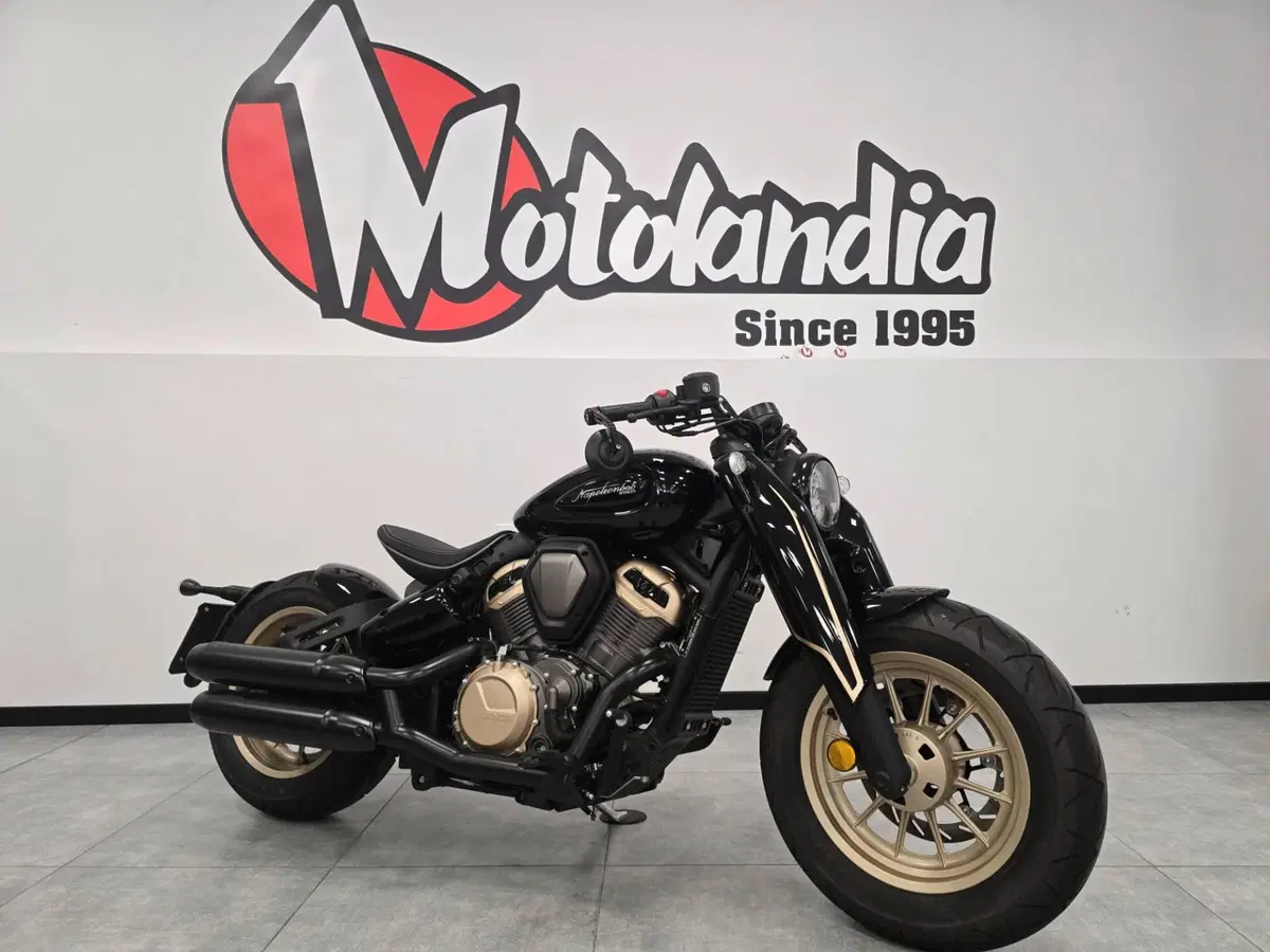 Benda Motorcycles Napoleon Bob 500 (2024 - 26)