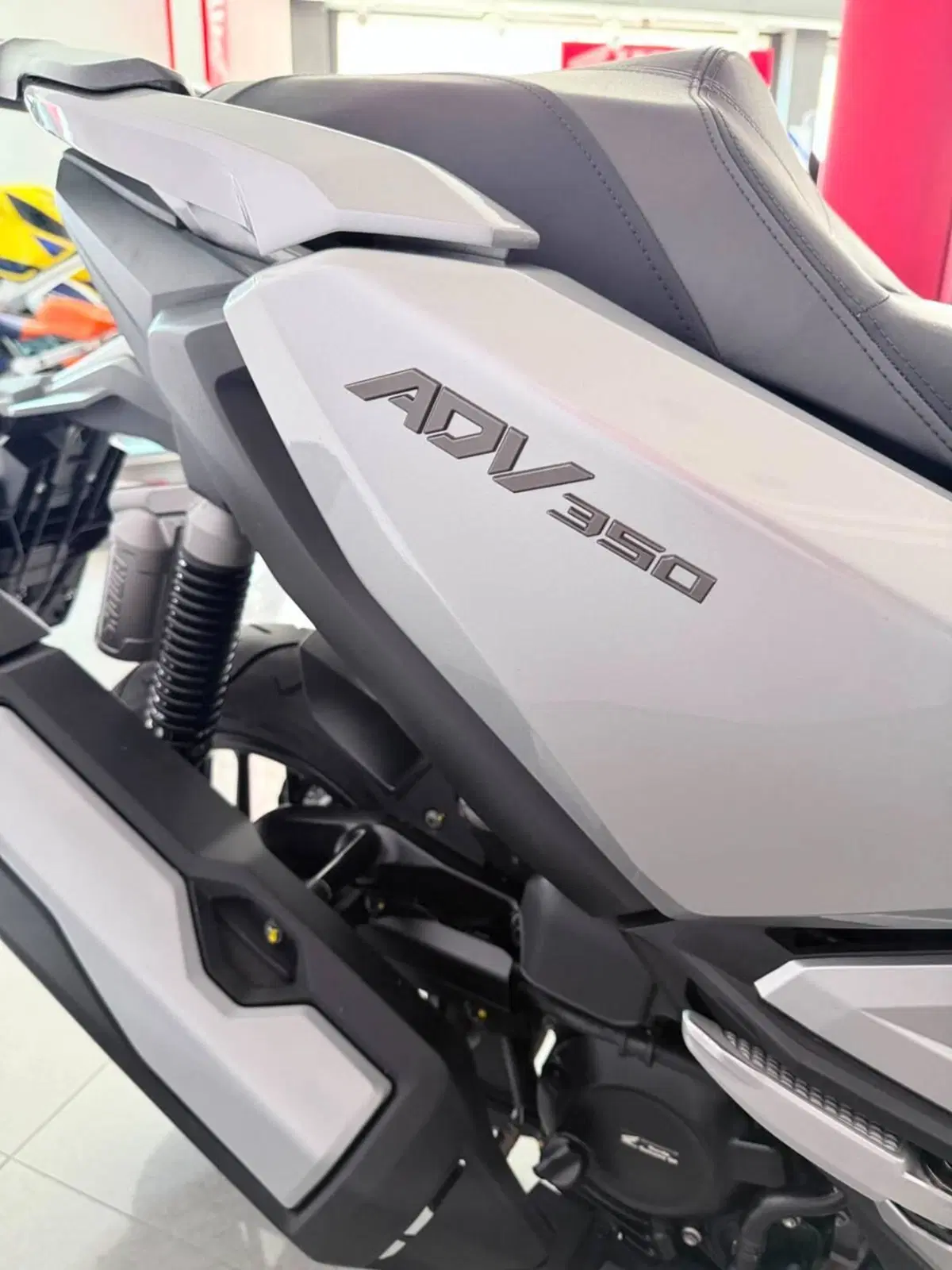 Honda ADV 350 (2022 - 24) (7)