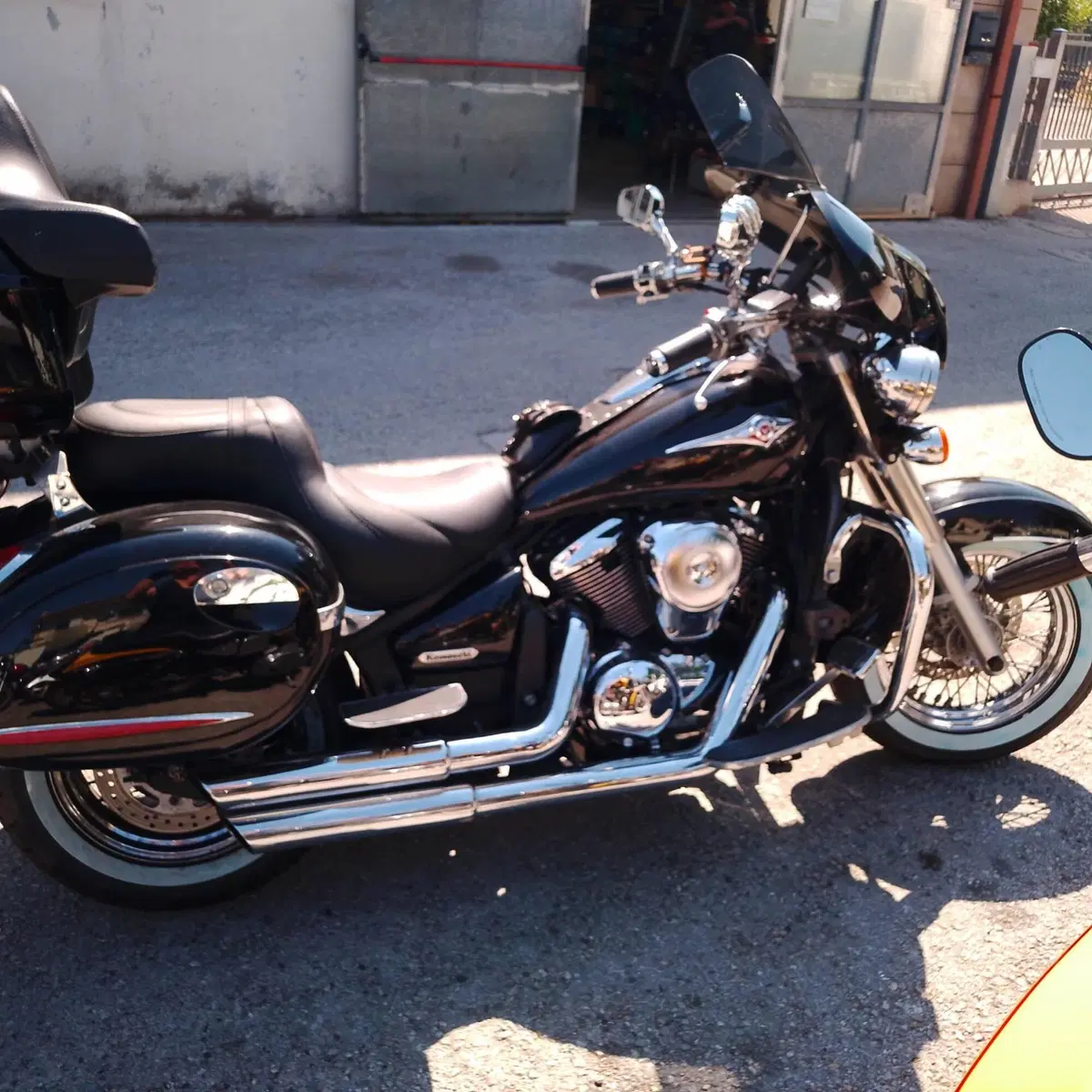 Kawasaki Vulcan VN 900 Classic (2006 - 10) (4)