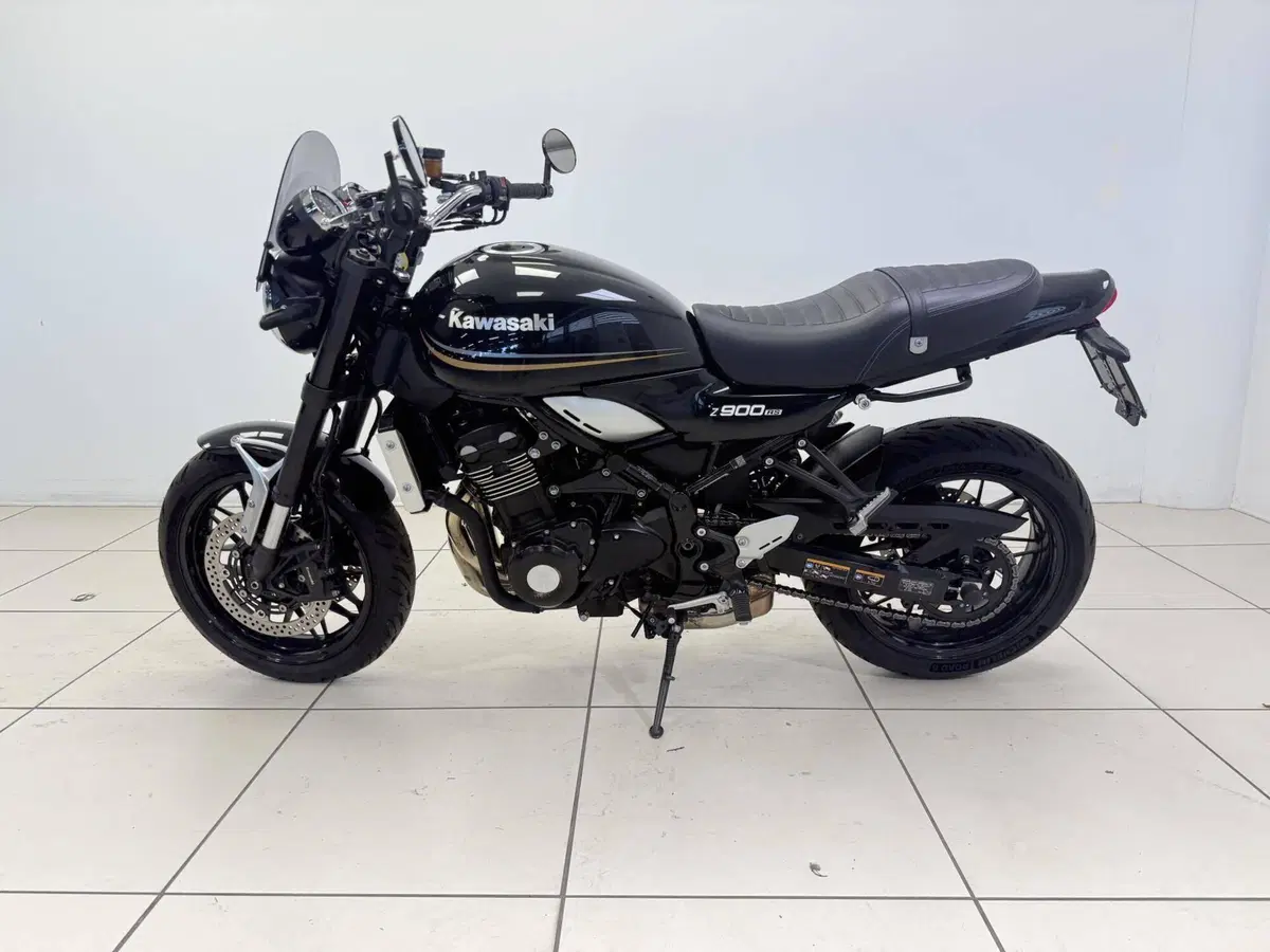 Kawasaki Z 900 RS (2018 - 20) (5)