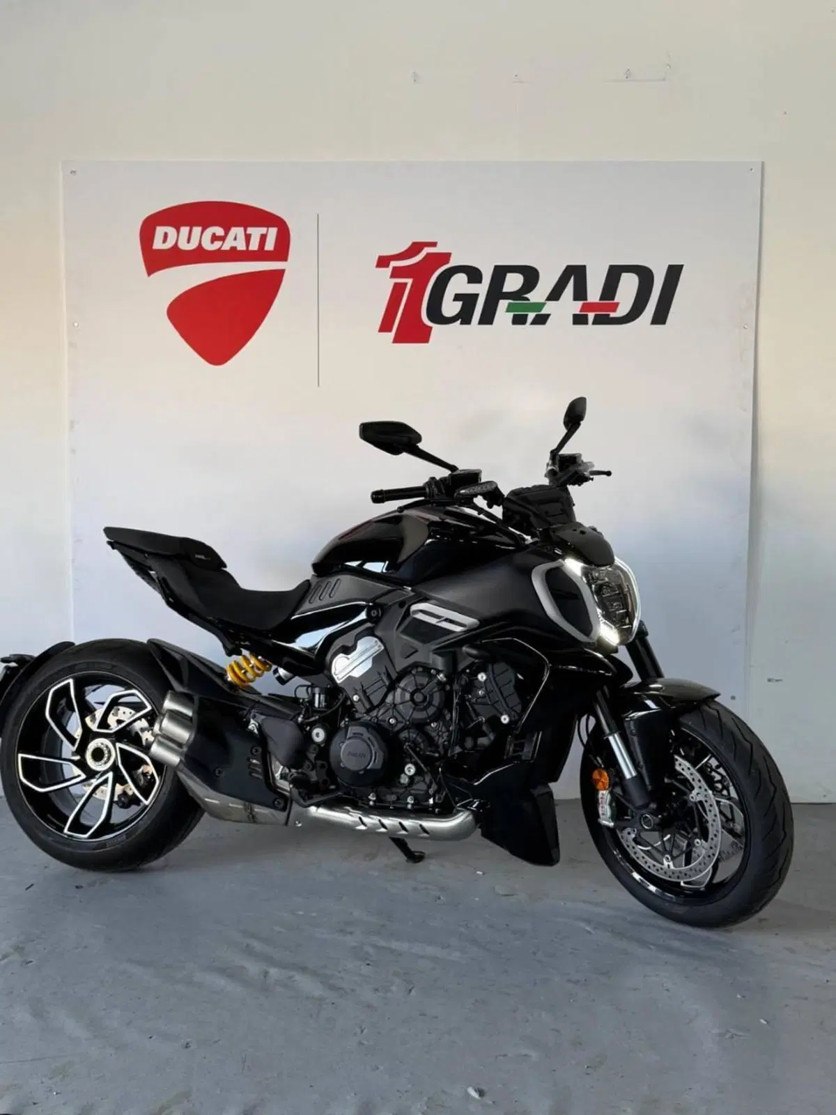 Ducati Diavel V4 (2023 - 26) (6)