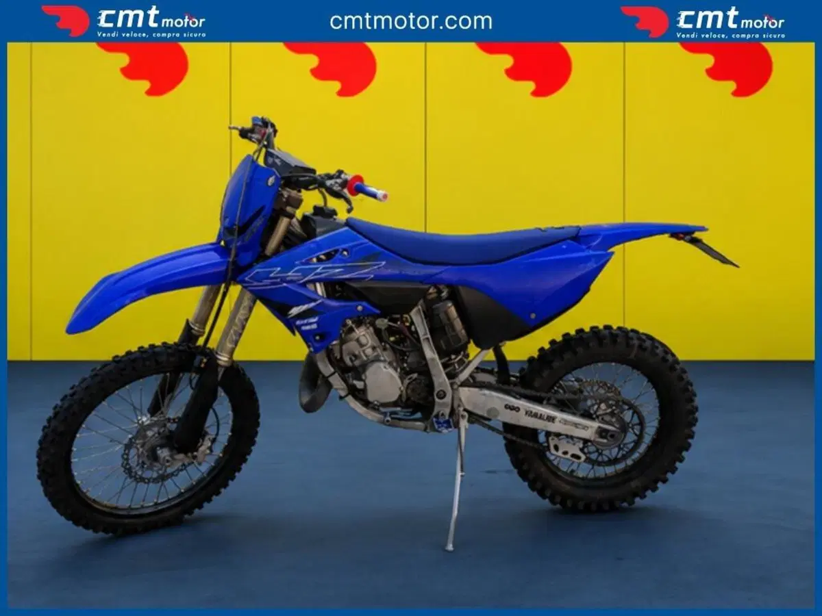 Yamaha YZ 125 (2016) (3)