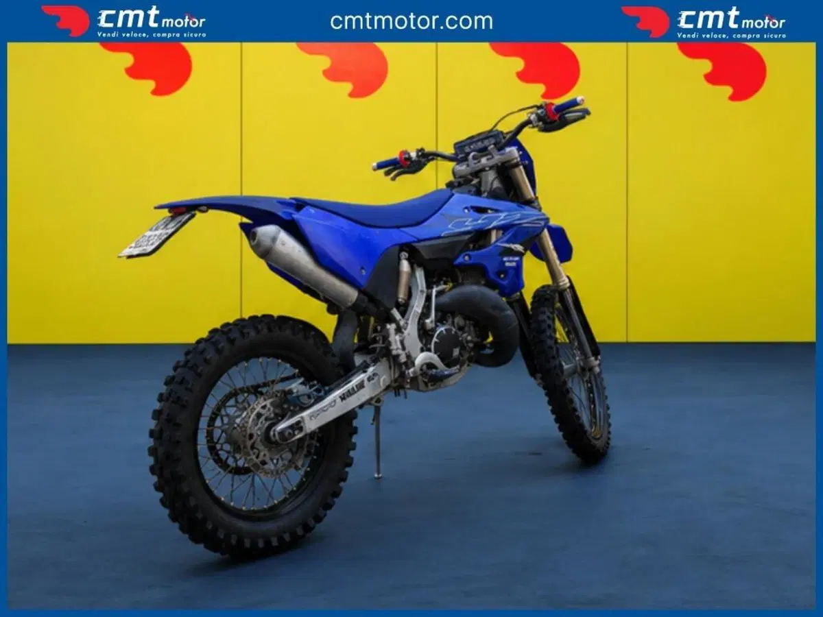 Yamaha YZ 125 (2016) (4)