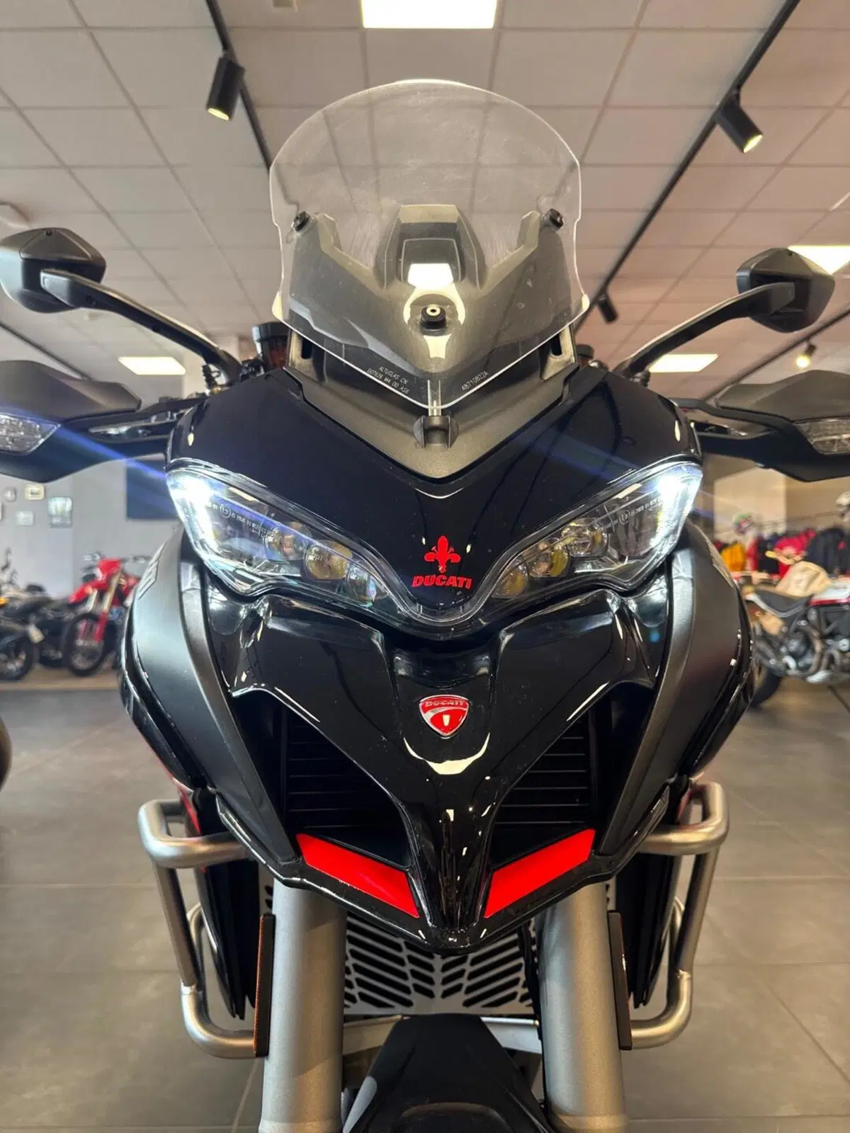 Ducati Multistrada V2 S (2022 - 24) (6)