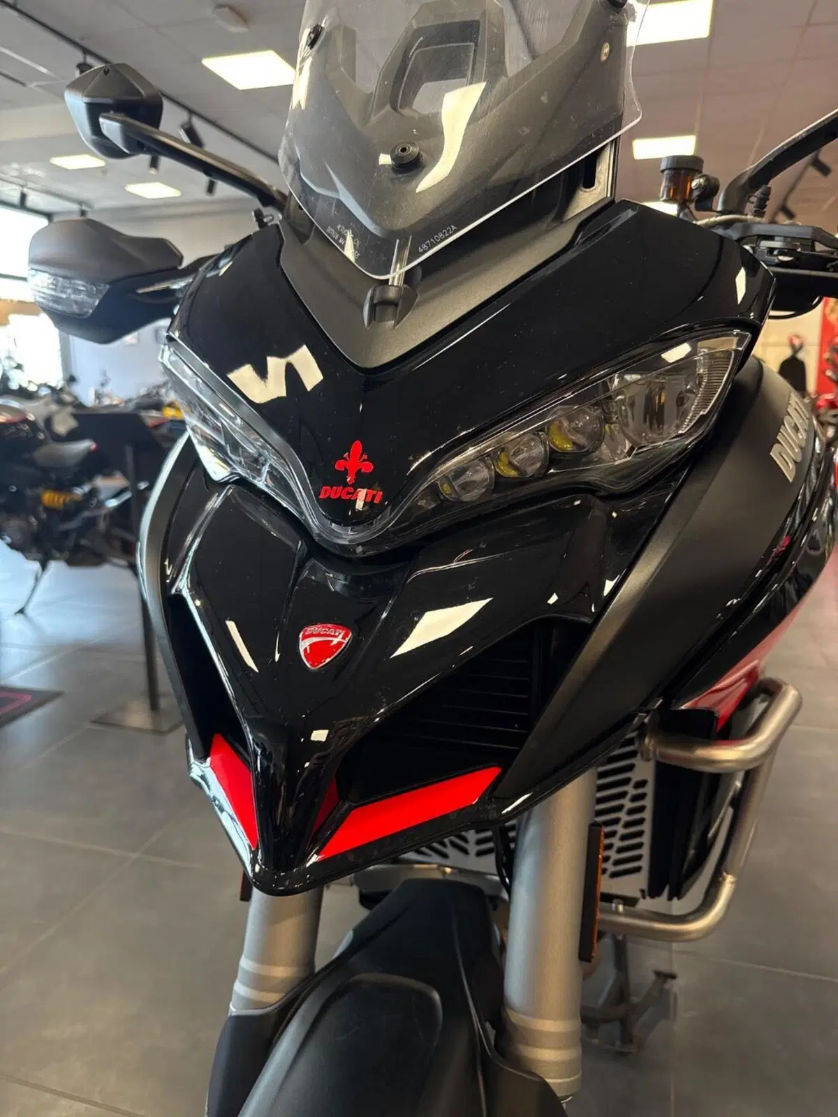 Ducati Multistrada V2 S (2022 - 24) (20)