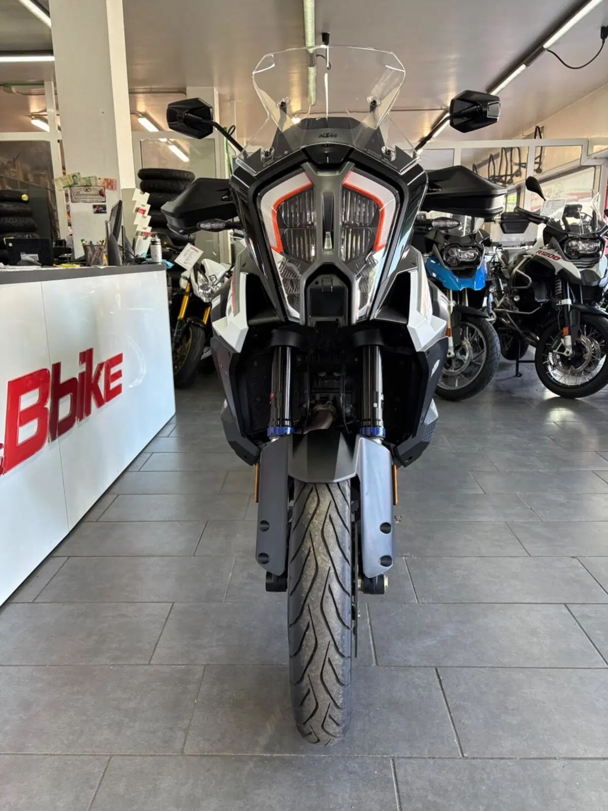 KTM 1290 Super Adventure S (2022 - 25) (3)