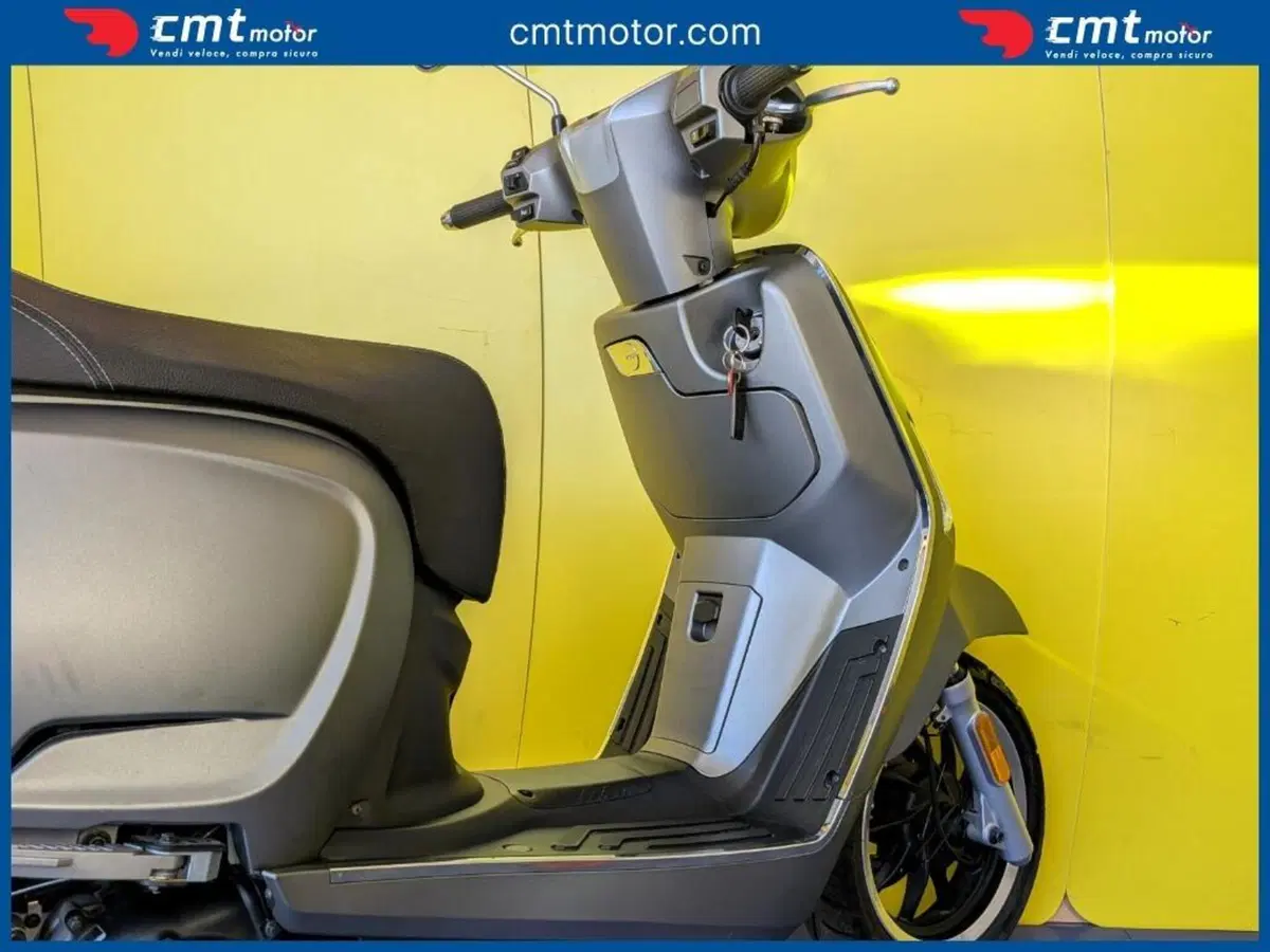 Kymco Like 125 (2021 - 26) (8)