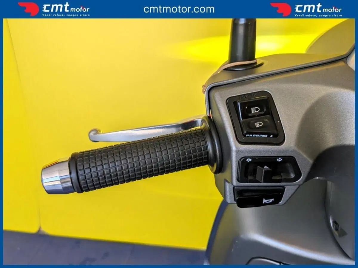 Kymco Like 125 (2021 - 26) (12)