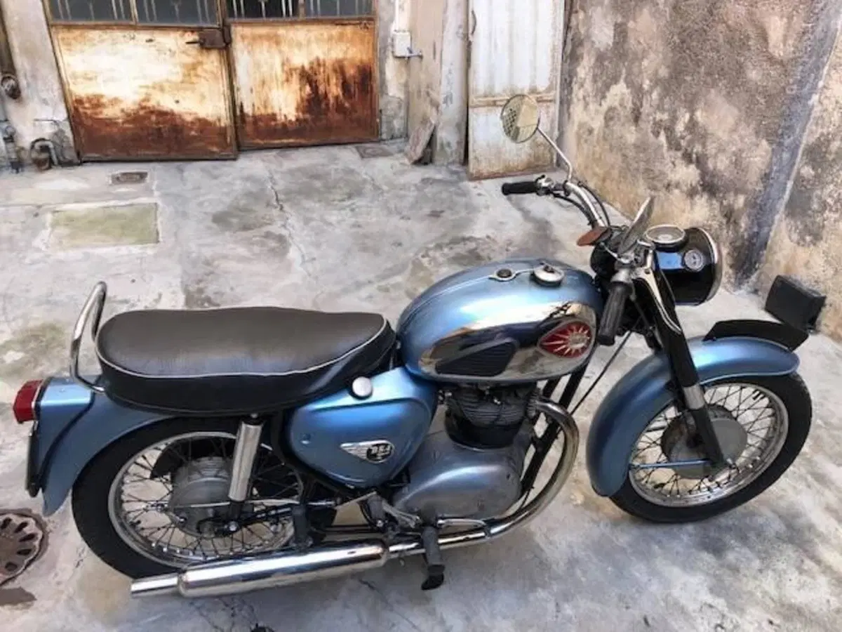 Bsa A 65 STAR (2)