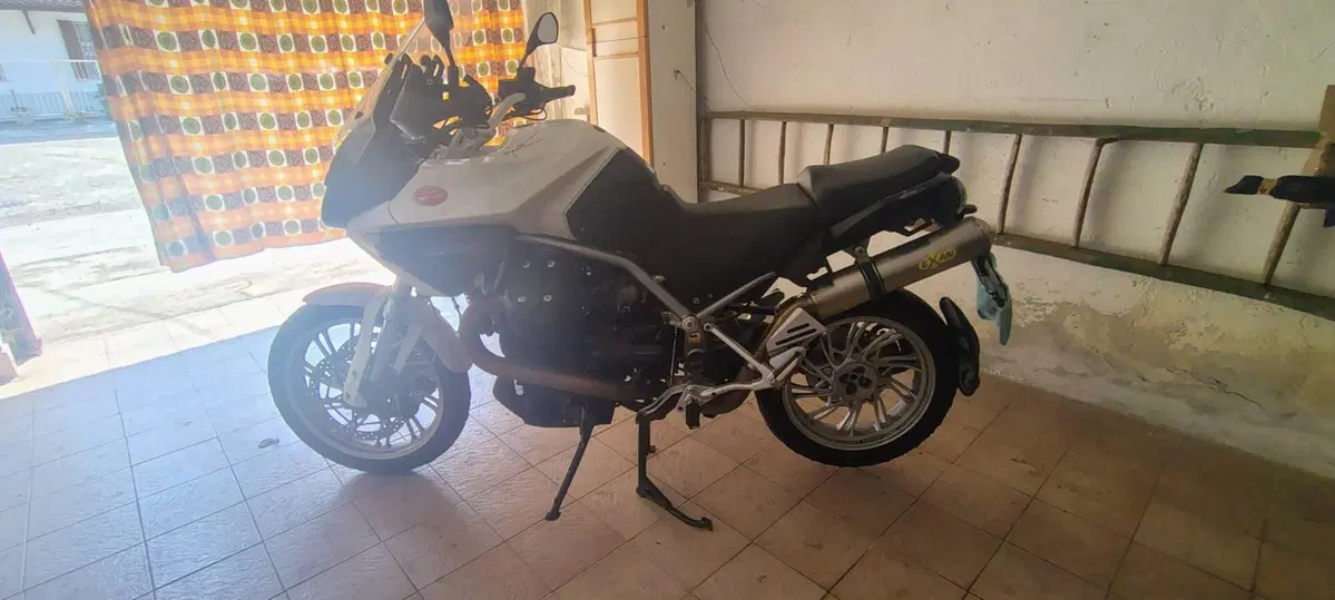 Moto Guzzi Stelvio 1200 8V (2011 - 16) (4)