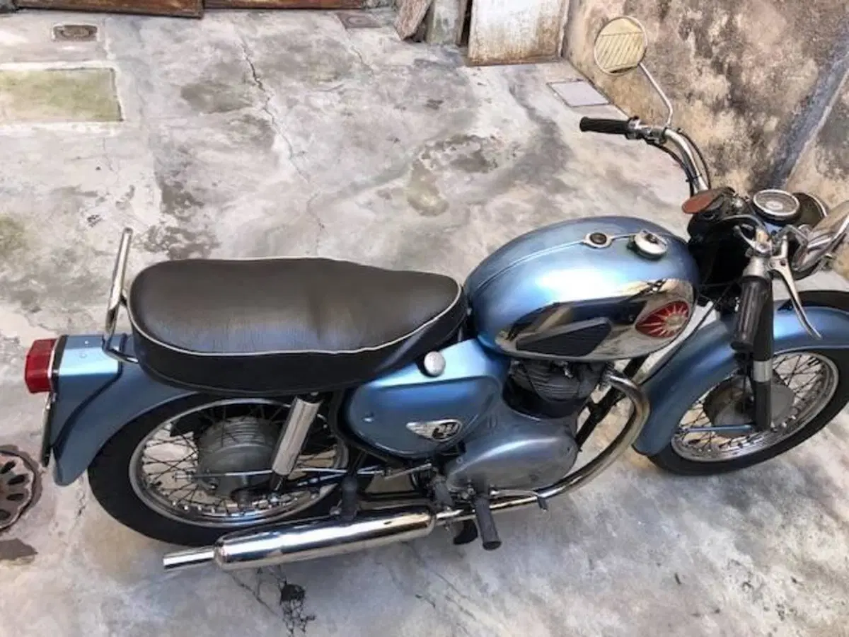 Bsa A 65 STAR (7)