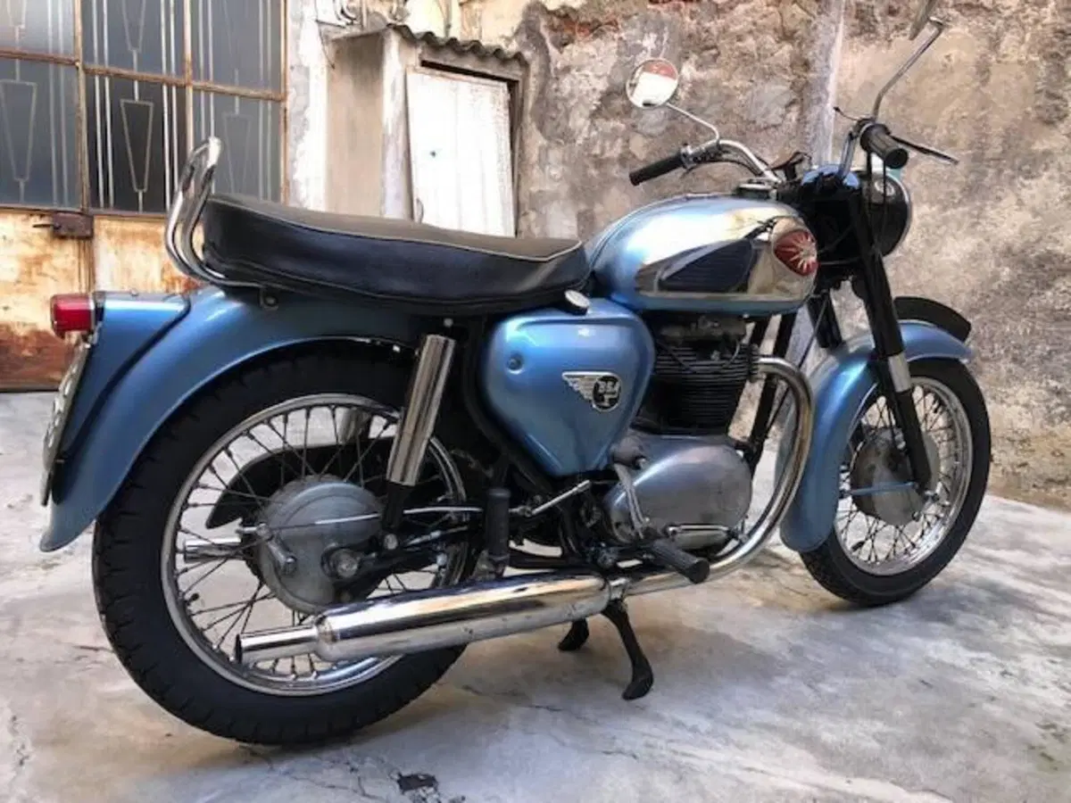 Bsa A 65 STAR (8)
